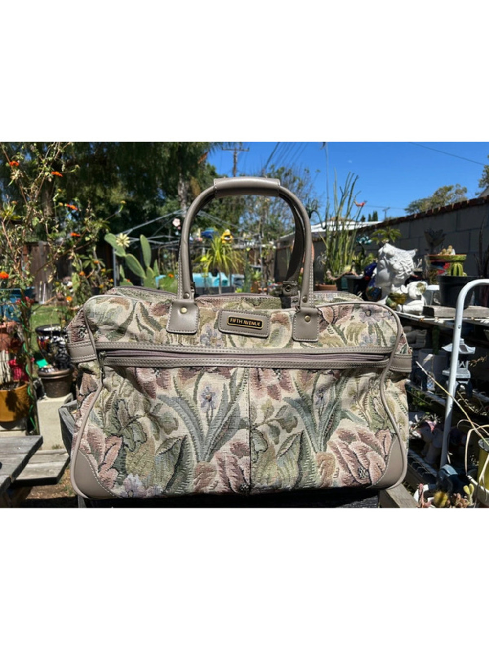 Vintage Saks Fifth avenue luggage/duffel bag